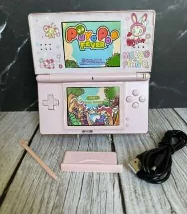 Nintendo DS Lite Console - Coral Pink W/charger
