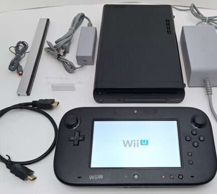 Nintendo Wii U Gaming System 32GB Console + Gamepad Complete Bundle Matte BLACK