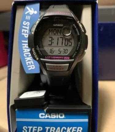 Casio Women's Step Tracker Watch, Black/Pink LWS2000H-1AV