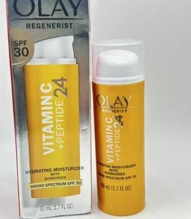 Olay Regenerist Vitamin C + Peptide 24 Hydrating Moisturizer W SPF 30