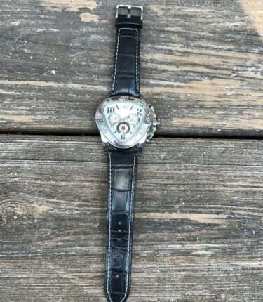 Jaragar Mens Triangle Shape Watch Genuine Leather Needs Battery